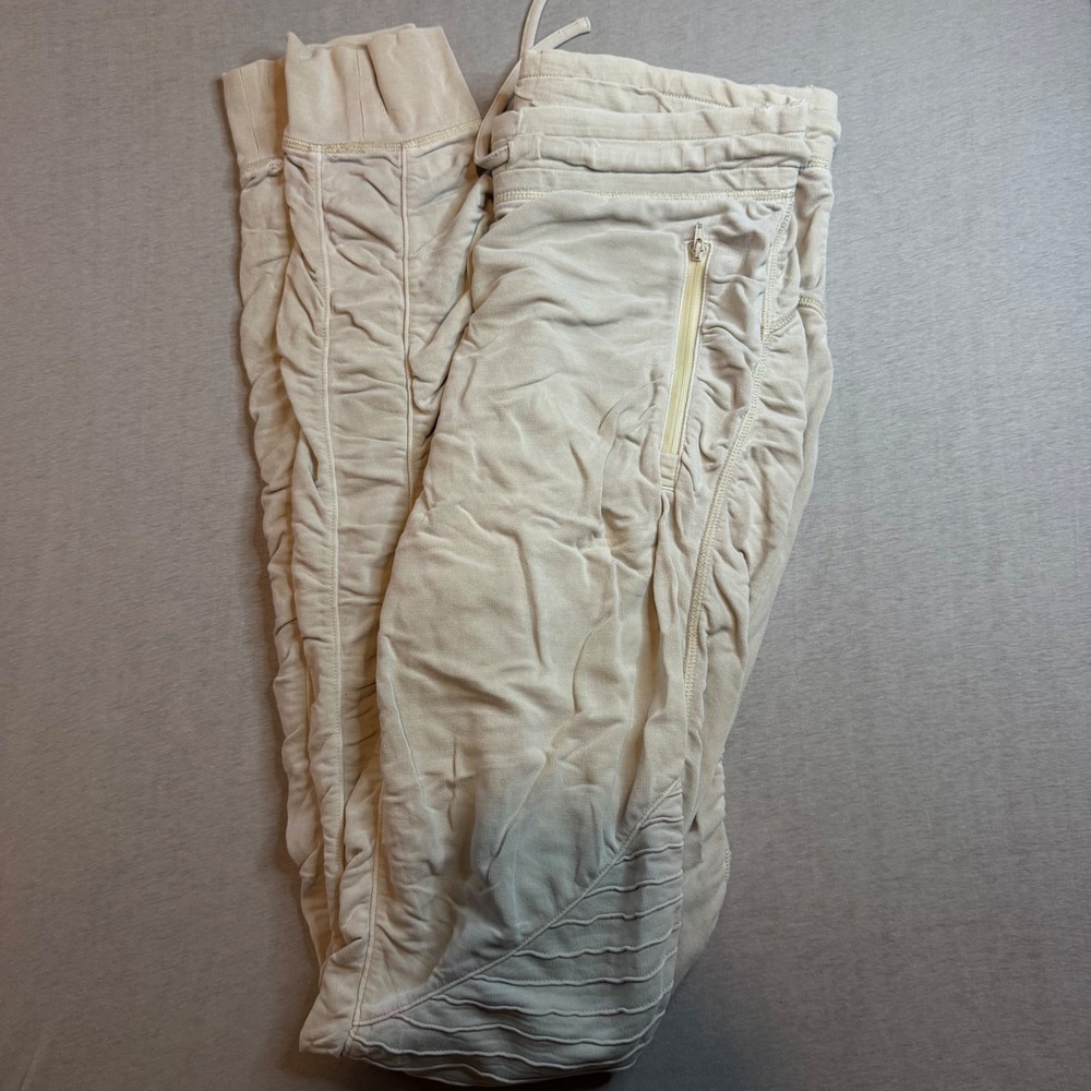 Alo Yoga‎ Urban Moto Jogger Sweatpants Tan Ribbed Panel Zipper Pockets Slim Fit